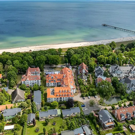 Baltischer Hof 43 *